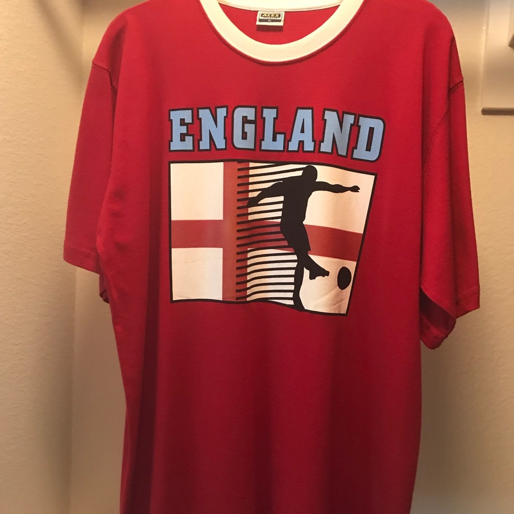 Men’s T shirt